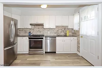 43B Parkway Village, Cranford Township, NJ 07016 - Photo 15
