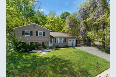 28 Ethan Dr, New Providence, NJ 07974 - Photo 3