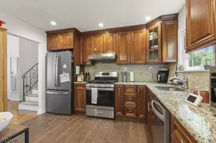 28 Ethan Dr, New Providence, NJ 07974 - Photo 15