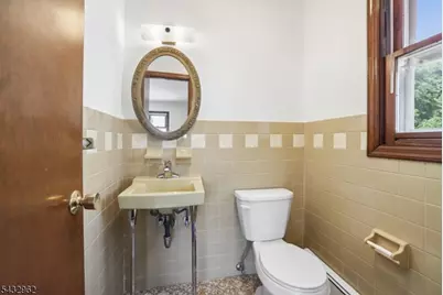 355 Chestnut Ave, South Hackensack Township, NJ 07606 - Photo 7