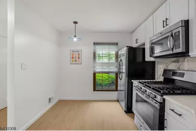 309 English Place, Bernards Township, NJ 07920 - Photo 5