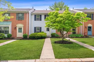 309 English Pl, Bernards Township, NJ 07920 - Photo 3