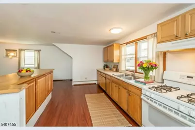 84 Locust Ave #2, Wallington, NJ 07057 - Photo 7