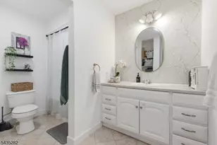 31 Chelsea Way, Bridgewater, NJ 08807 - Photo 17