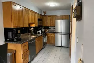 31 Greenbriar Ln, Clinton Township, NJ 08801 - Photo 3
