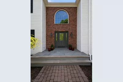 38 Grove Farm Rd, Union Township, NJ 08867 - Photo 3