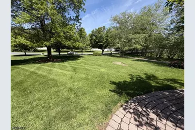 38 Grove Farm Rd, Union Township, NJ 08867 - Photo 5