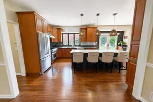 38 Grove Farm Rd, Union Township, NJ 08867 - Photo 11