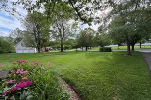 38 Grove Farm Rd, Union Township, NJ 08867 - Photo 29