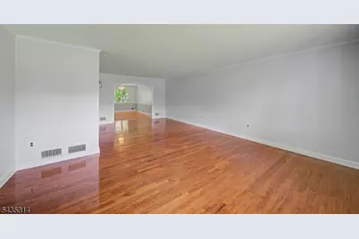 6 Hilltop Ave, Clark Township, NJ 07066 - Photo 7