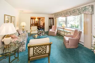 16 Feldstone Pl, West Caldwell, NJ 07006 - Photo 7