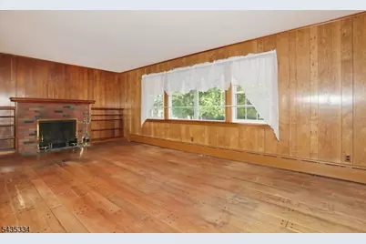 200 Watchung Dr, Hawthorne, NJ 07506 - Photo 7