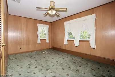 200 Watchung Dr, Hawthorne, NJ 07506 - Photo 27
