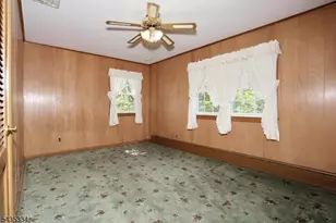 200 Watchung Dr, Hawthorne, NJ 07506 - Photo 27
