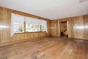 200 Watchung Dr, Hawthorne, NJ 07506 - Photo 5