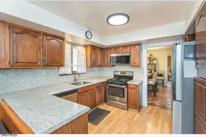 84 Locust Ave #1, Wallington, NJ 07057 - Photo 13
