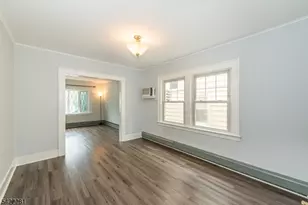 10 Walnut Pkwy, Montclair, NJ 07042 - Photo 11