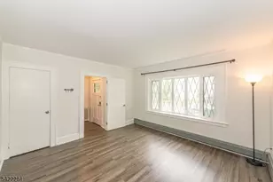 10 Walnut Pkwy, Montclair, NJ 07042 - Photo 5