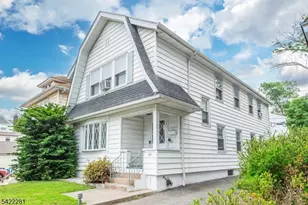 10 Walnut Pkwy, Montclair, NJ 07042 - Photo 3