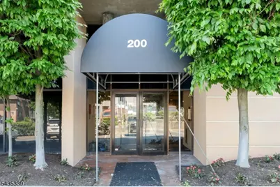 200 Division Street #6G, Cliffside Park, NJ 07010 - Photo 1