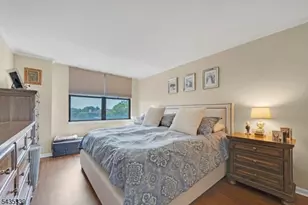 200 Division St, Cliffside Park, NJ 07010 - Photo 17