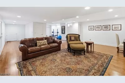 31 Laura Ln, Morris Township, NJ 07960 - Photo 19