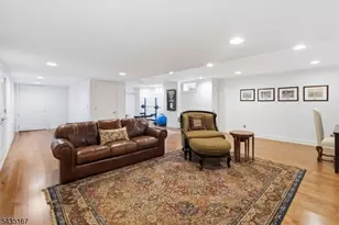 31 Laura Ln, Morris Township, NJ 07960 - Photo 19