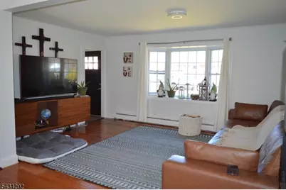 79 Hawkins Ave, Parsippany, NJ 07054 - Photo 9