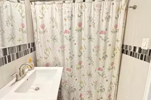 2100 Linwood Ave, Fort Lee, NJ 07024 - Photo 15