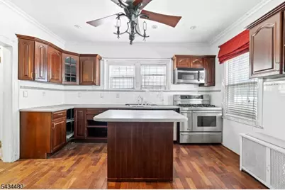 124 Vassar Ave, Newark, NJ 07112 - Photo 11