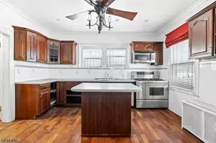 124 Vassar Ave, Newark, NJ 07112 - Photo 11