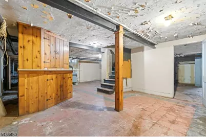 124 Vassar Ave, Newark, NJ 07112 - Photo 25