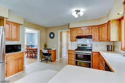 808 Columbus Ave, Raritan, NJ 08869 - Photo 15