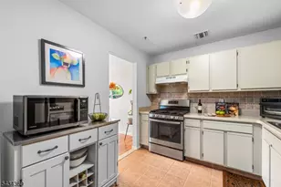 170 Whisper Way E, Roxbury Township, NJ 07852 - Photo 9