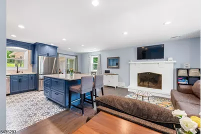 16 Sioux Trl, Denville, NJ 07834 - Photo 3