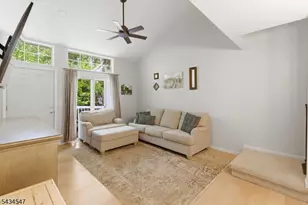 78 Sage Ct, Bedminster Township, NJ 07921 - Photo 5