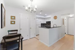 78 Sage Ct, Bedminster Township, NJ 07921 - Photo 11