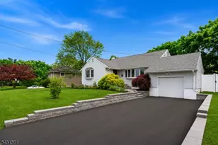 10 Briarwood Dr, Franklin Township, NJ 08873 - Photo 23