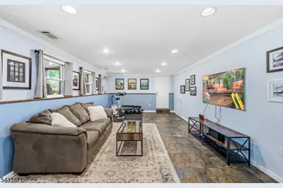 10 Briarwood Dr, Franklin Township, NJ 08873 - Photo 17