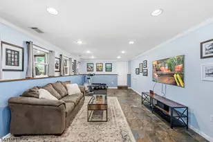 10 Briarwood Dr, Franklin Township, NJ 08873 - Photo 17