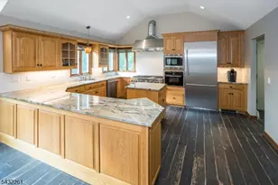 42 Cliffwood Rd, Chester, NJ 07930 - Photo 7