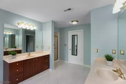 4 Windy Hill Rd, Green Brook Township, NJ 08812 - Photo 21