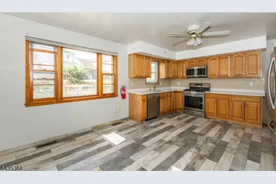 3 Vivian Ct, Fair Lawn, NJ 07410 - Photo 13