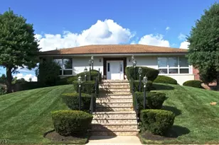 12 Maddaket, Scotch Plains Township, NJ 07076 - Photo 29