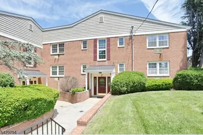 605 Grove St #2, Clifton, NJ 07013 - Photo 3