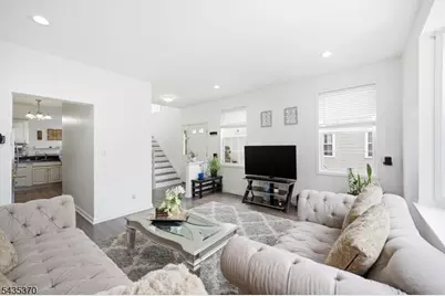 216 Barringer Dr, Nutley, NJ 07110 - Photo 19