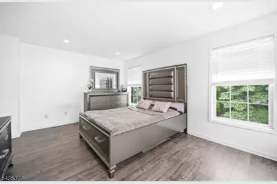 216 Barringer Dr, Nutley, NJ 07110 - Photo 29
