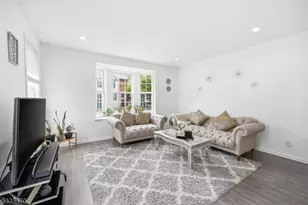 216 Barringer Dr, Nutley, NJ 07110 - Photo 21