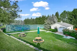216 Barringer Dr, Nutley, NJ 07110 - Photo 45