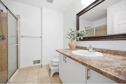 216 Barringer Dr, Nutley, NJ 07110 - Photo 25